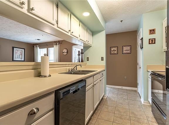 4th image of 10205 Wolfe Manor Ct Unit 1008