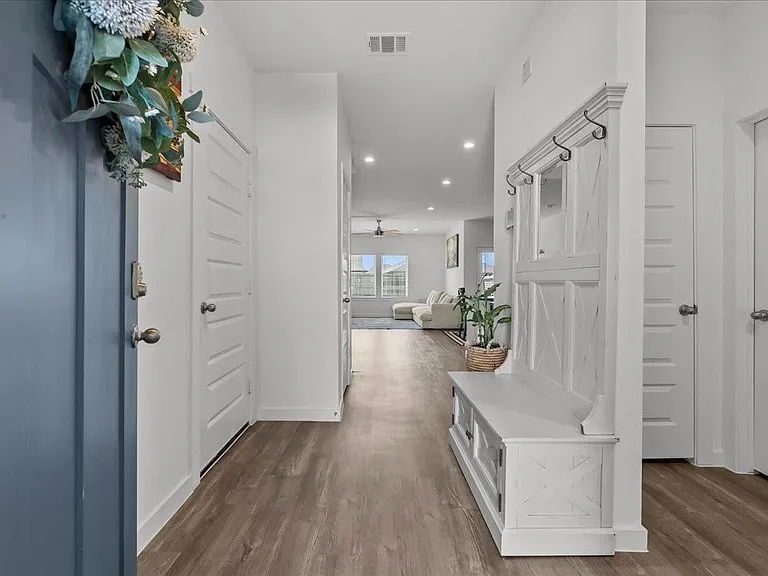 3109 Magnolia Pass Ln — Photo 2
