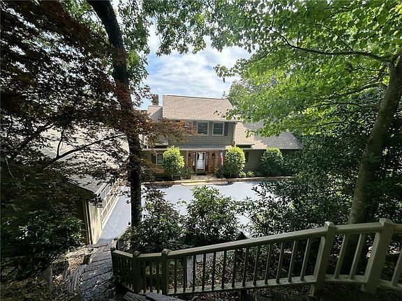 3rd image of 72 Wild Cherry Ln
