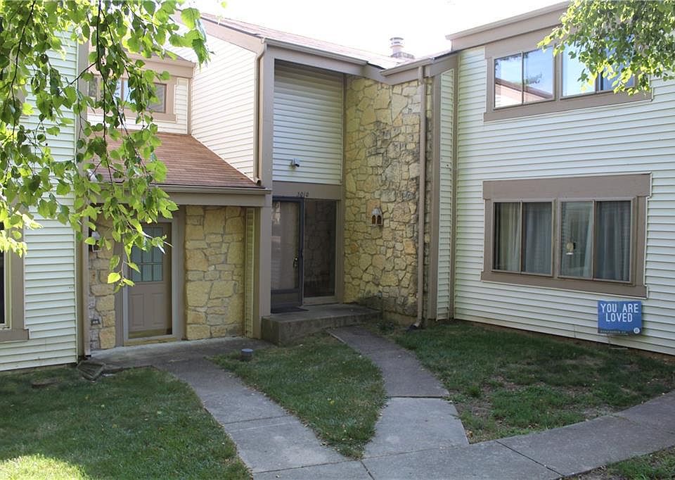 1st image of 3010 Horse Hill West Dr