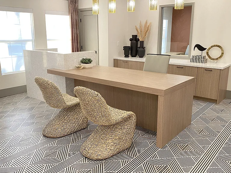 Leasing Office