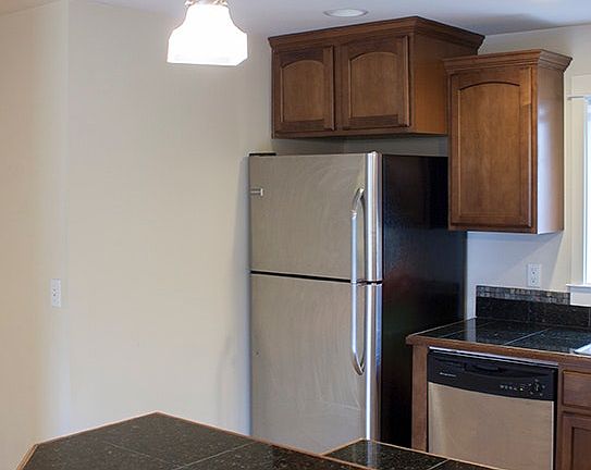 4th image of 1408 N Northgate Way Unit B