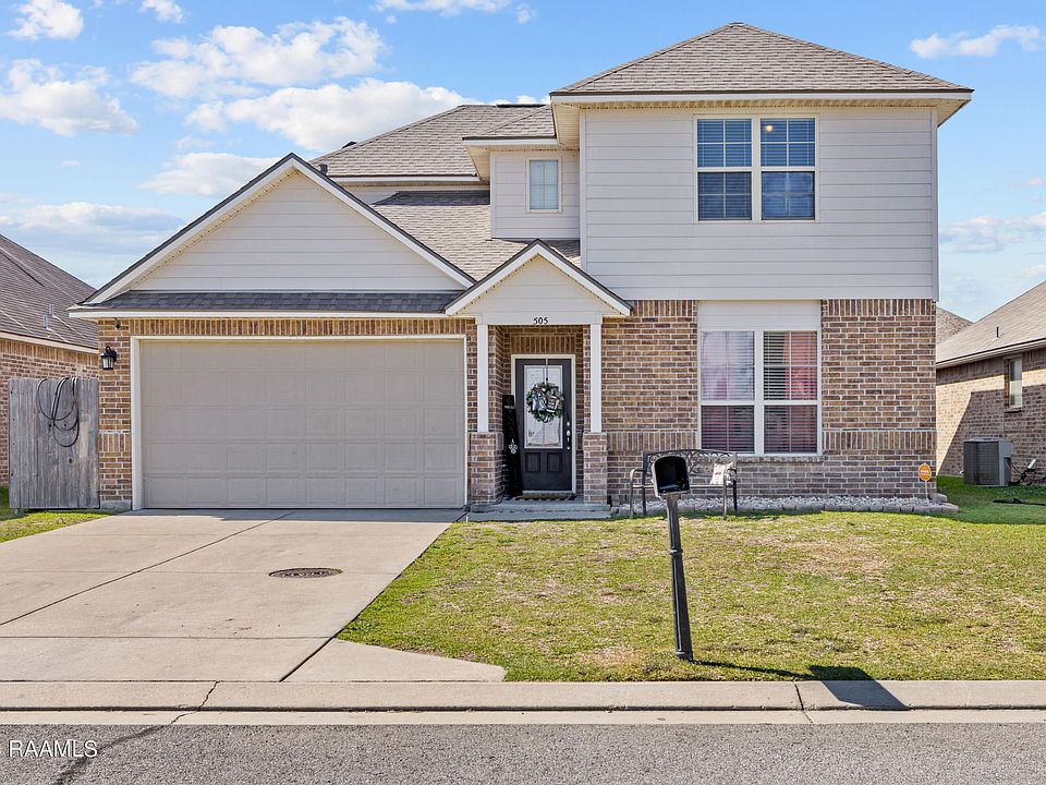 1st image of 505 Country Lakes Trl
