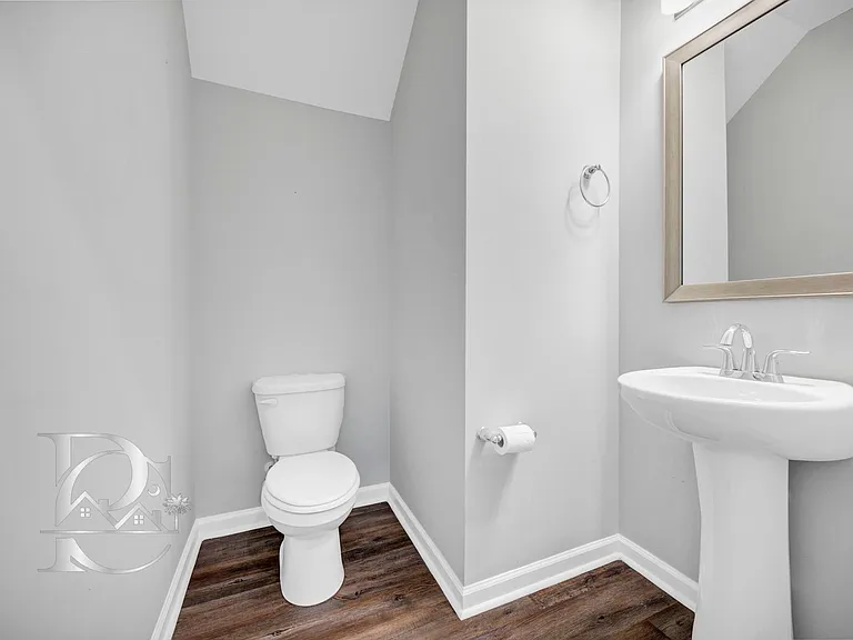 183 Northwood St — Photo 4