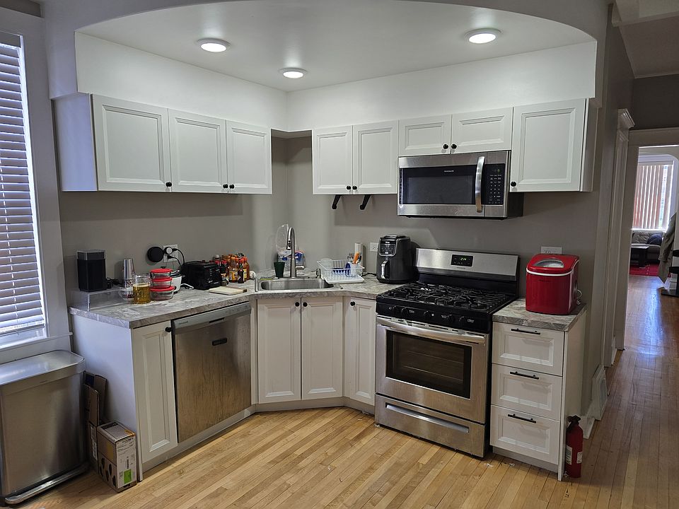1st image of 2437 S 58th Ct