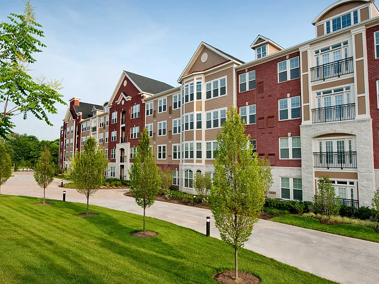 Westchester Rockville Station Apartments