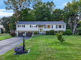 1 Cortes Court, Clifton Park, NY 12065
