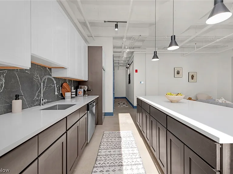 14650 Detroit Ave #708 — Photo 6