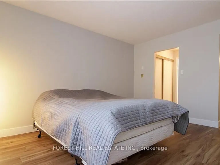 1510 Richmond St N #110 — Photo 18
