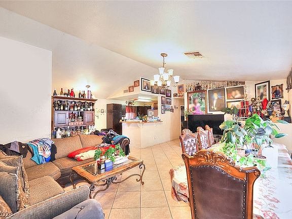 3rd image of 5420 Moonstruck Ave