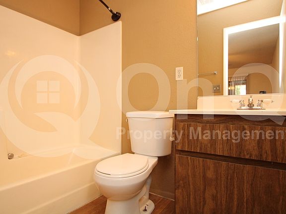 3rd image of 330 W Tonopah Dr Unit 6