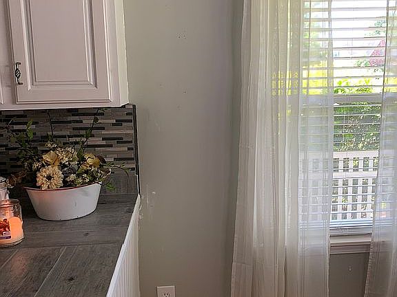 2nd image of 3098 Deerfield Dr NE