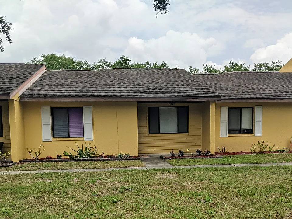 2231 Ascot Ct #2