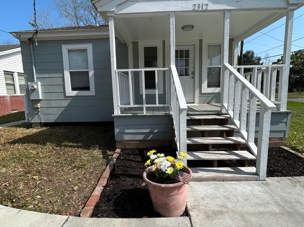 2312 9th St, Pascagoula, MS 39567