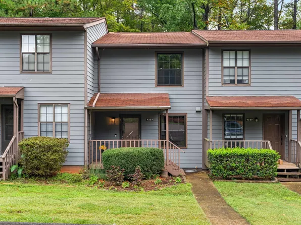 4237 The Oaks Dr, Raleigh, NC 27606