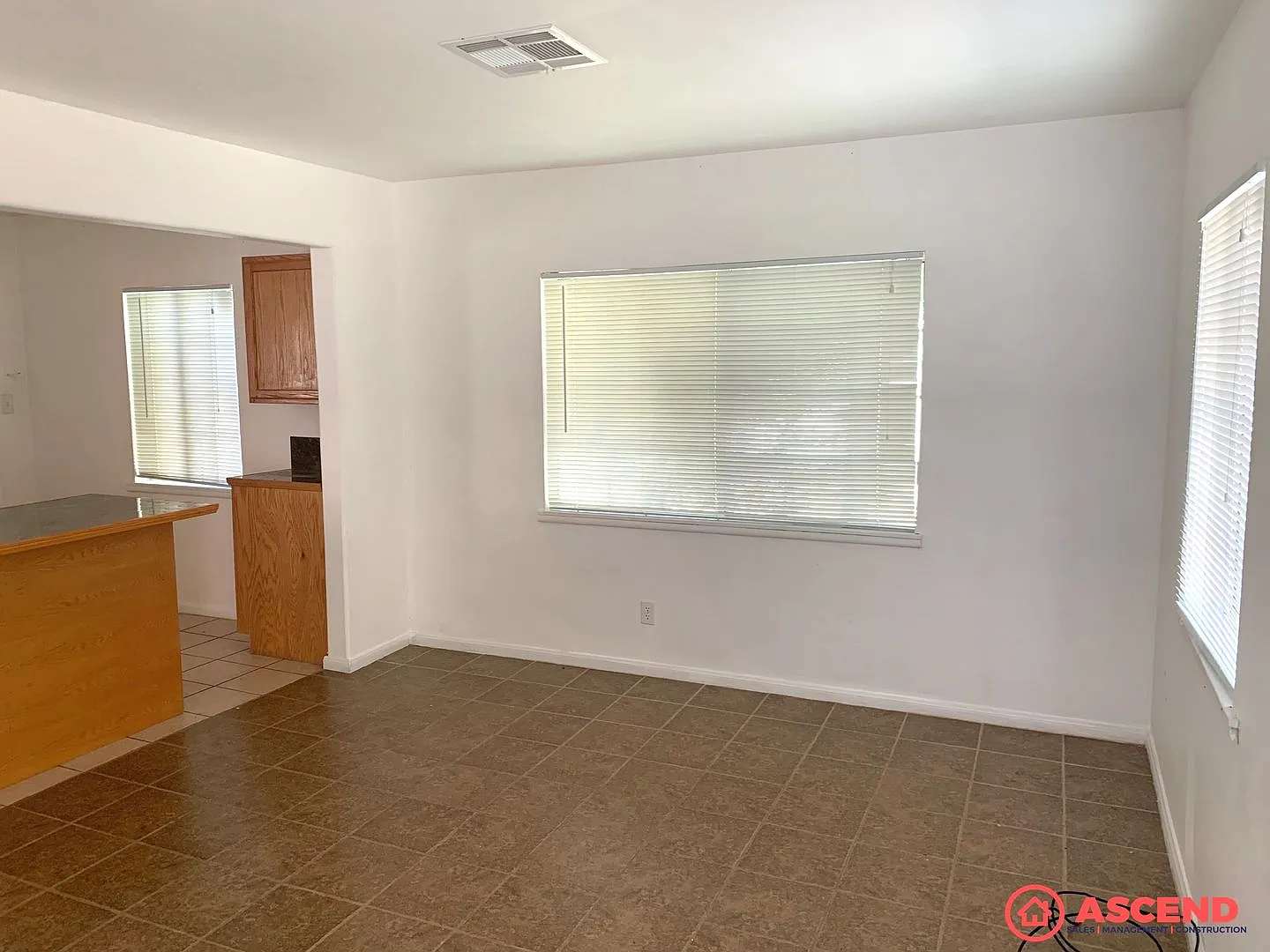 Charming 4-Bed Rental with Bonus Space & Room to Grow — Photo 3