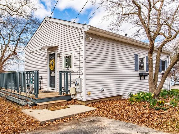4th image of 41 Club House Rd