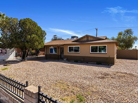 3rd image of 7403 E GARFIELD Street