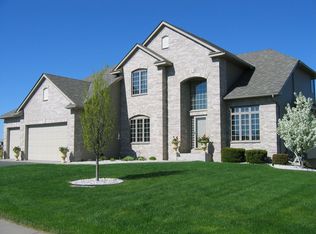 7259 Weston Ln N, Maple Grove, MN 55311