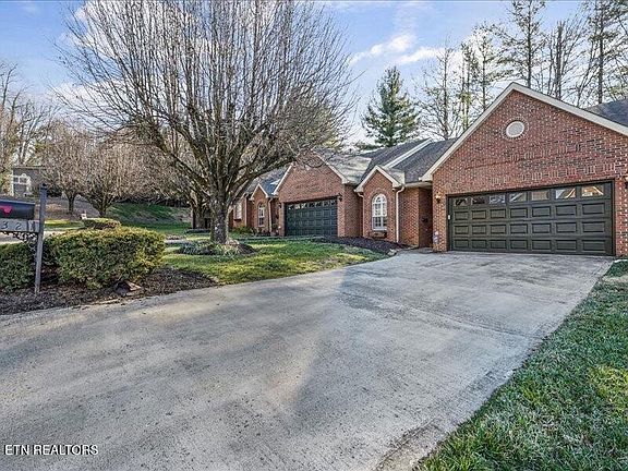 3rd image of 4321 Macbeth Way