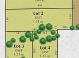 1325 Hillside Rd, Slinger, WI 53086