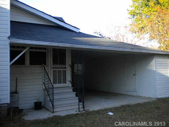3rd image of 302 W McGregor St