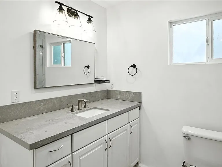 8846 Laramie Ave — Photo 4