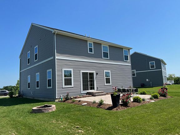 3rd image of 1806 White Lake Dr