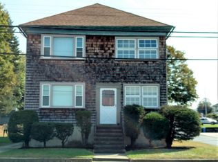 1526 Plainfield Pike FLOOR 2, Cranston, RI 02920