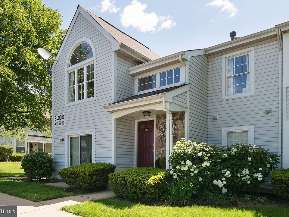 1st image of 98 Wycombe Pl