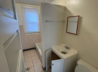 1517 S 23rd St #A, Milwaukee, WI 53204