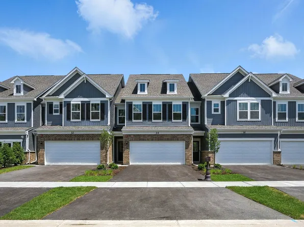 215 Weirich Way #81003, Batavia, IL 60510