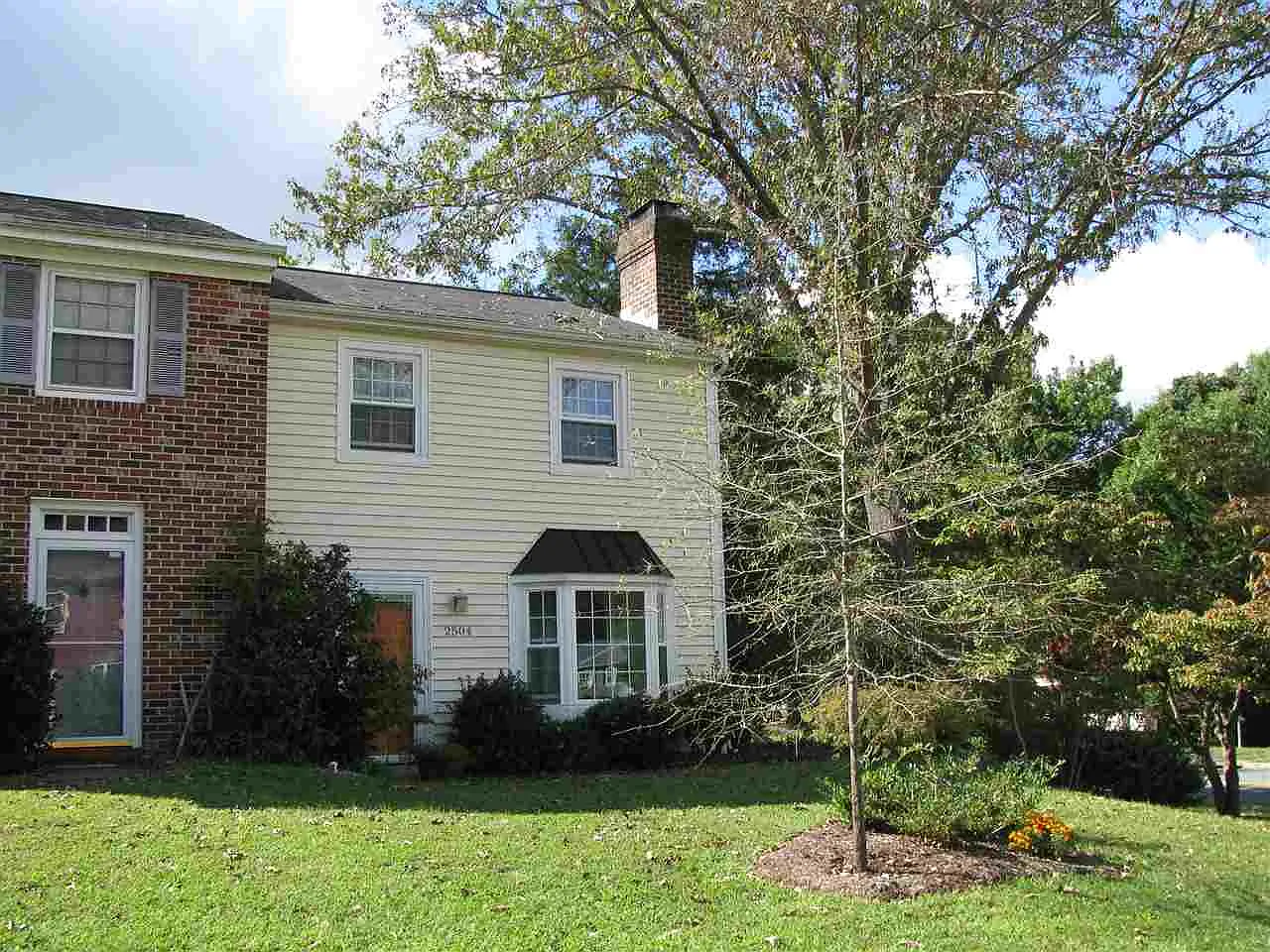 2504 Whitney Ct photo 1