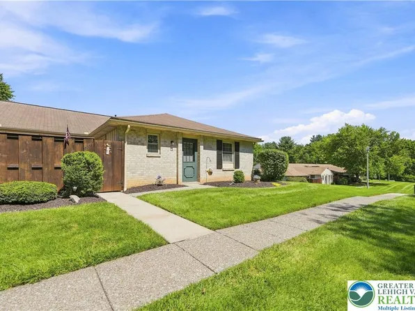 3032 Aronimink Pl, Macungie, PA 18062