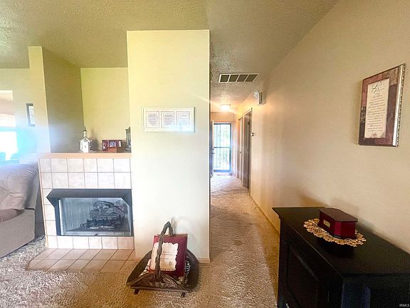 5th image of 2542 N Morrison Rd