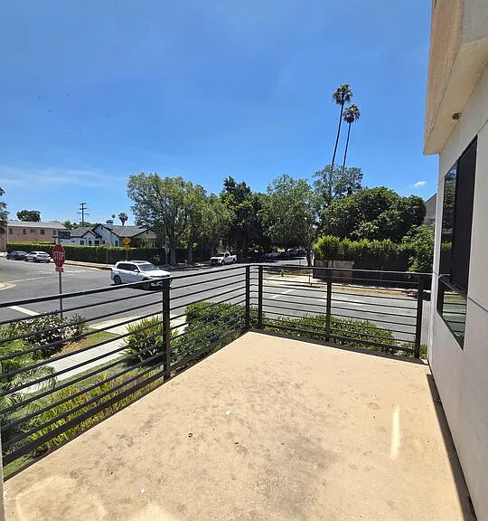 2651 S Hobart Blvd #1 — Photo 10