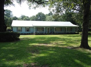 1592 Clark Ln, Chipley, FL 32428