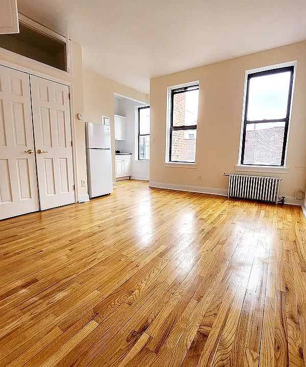 1st image of 206 W 106th St APT 61