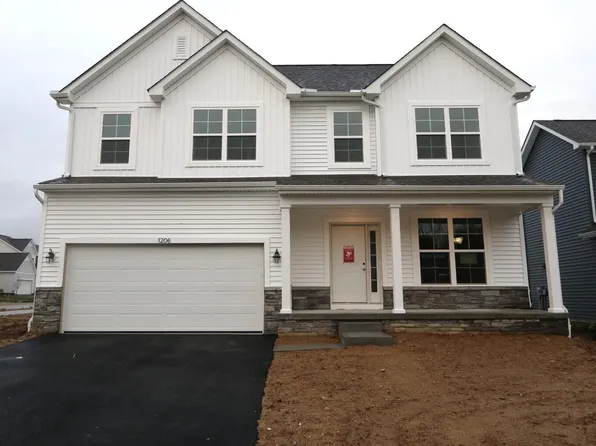 1206 Quarry Oak Dr, Grove City, OH 43123
