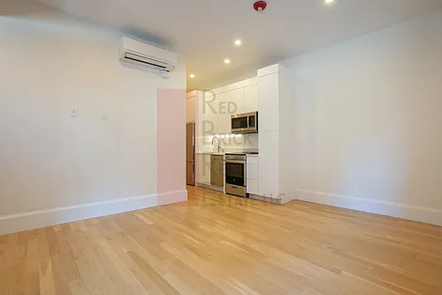 15 Revere St Photo 1