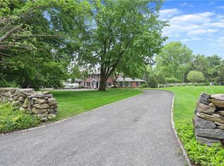 82 Canoe Hill Rd, New Canaan, CT 06840