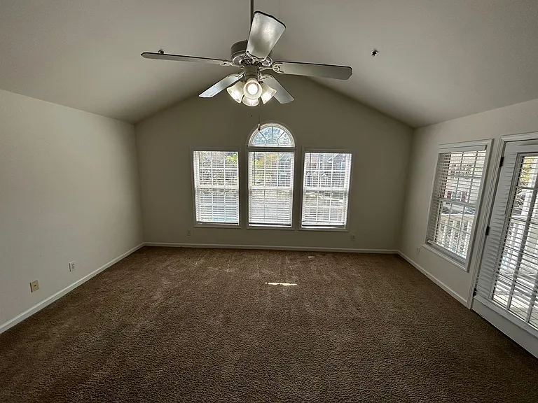 131 Veranda Way #G — Photo 21