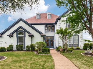 1305 Burgundy Ct, Southlake, TX 76092