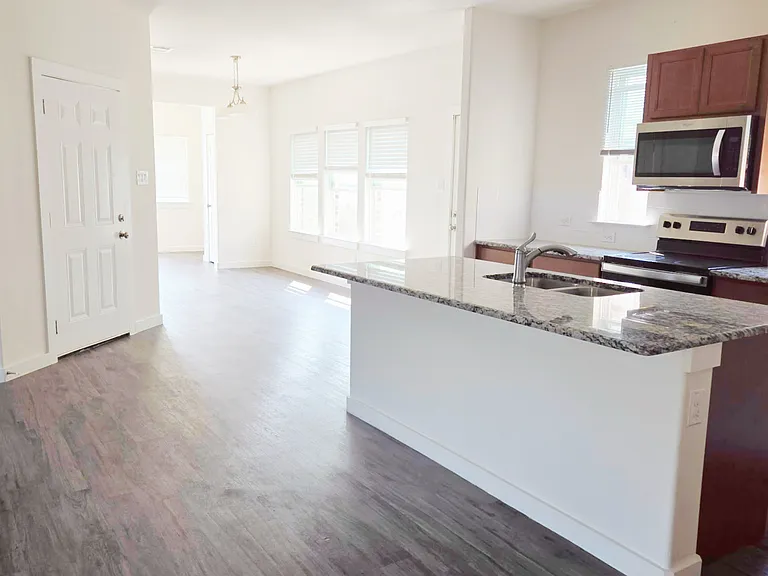 10501 Cedar Ct — Photo 55