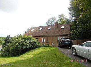 7 Caratina Dr, Pittsfield, MA 01201
