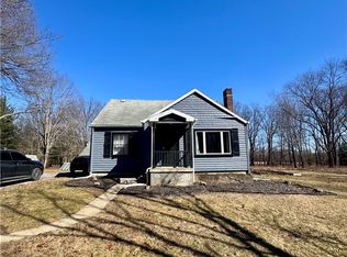 5782 N Edinburg Rd, Edinburg, PA 16116