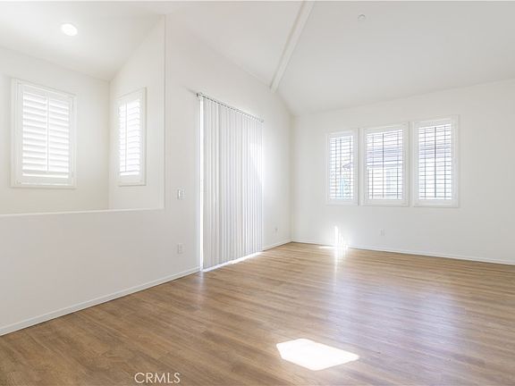 3rd image of 3880 Polk St Unit A