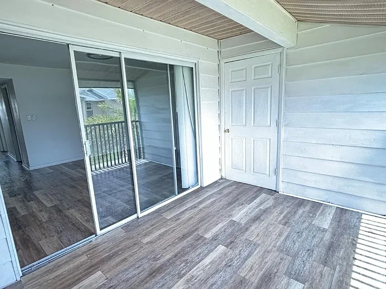 860 Sky Lake Cir #412 — Photo 13