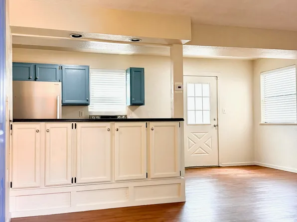 1579 Hooker St APT B, Denver, CO 80204