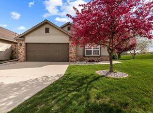 1779 Valley View Dr, Kokomo, IN 46902